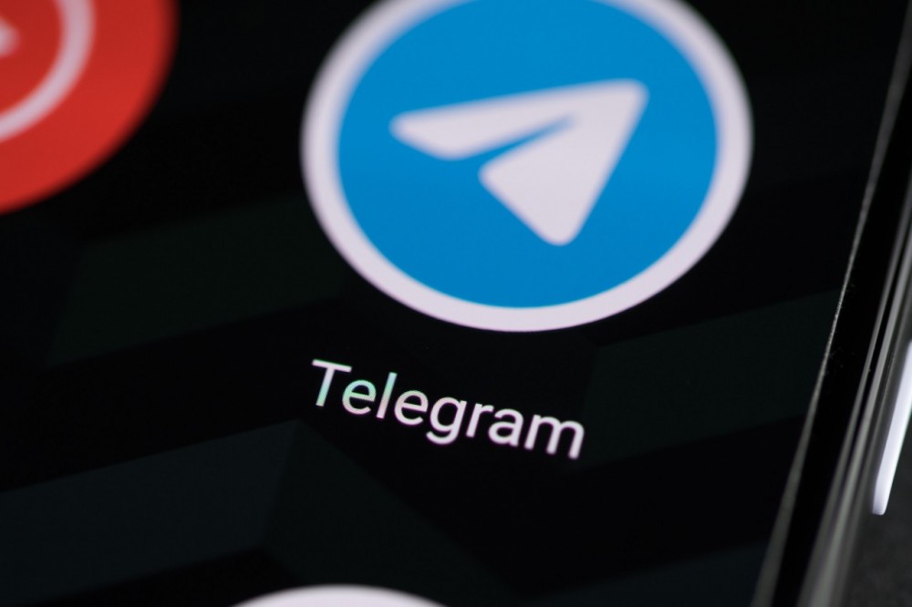   KP40  Telegram  2000