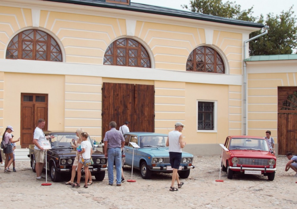     LADA History   