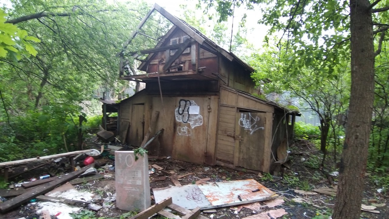 В Калуге горуправа ищет владельца голубятни на улице Энгельса -  Недвижимость и ЖКХ - Новости - Калужский перекресток Калуга